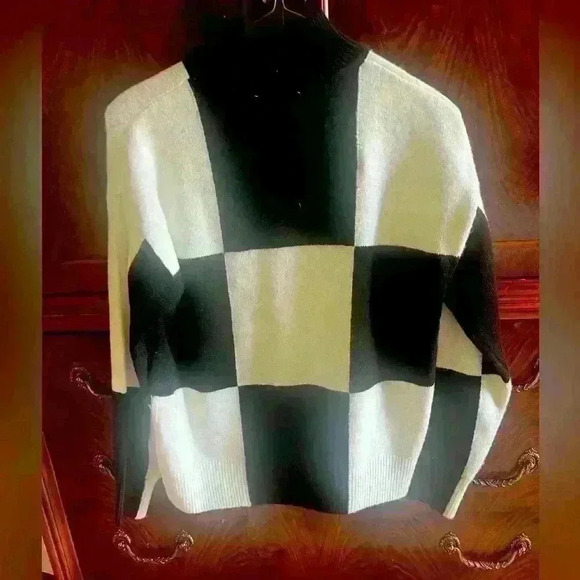 Workshop ladies sweater size large.black and white check Excellent condition - Picture 2 of 4